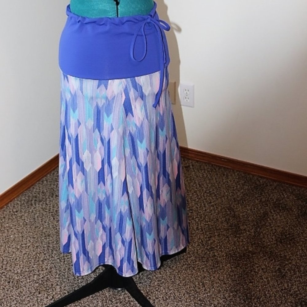 Prana -skirt size large, spandex
